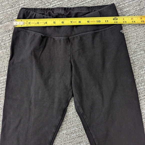 Jockey Women's Black 3/4 Shorts Size Small - Picture 2 of 7